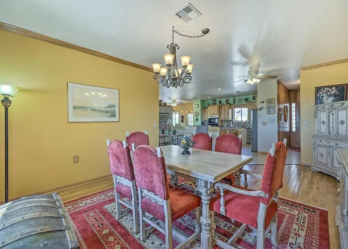 Private Hot Tub & Epic Views In Superstition Mtns! Holiday home